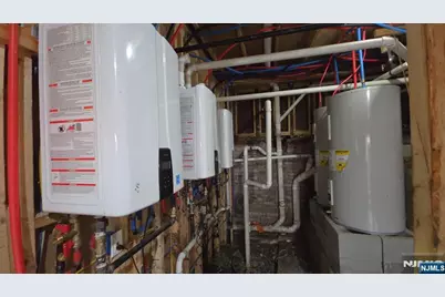 62-64 Lafayette Street 7 #7, Paterson, NJ 07501 - Photo 19