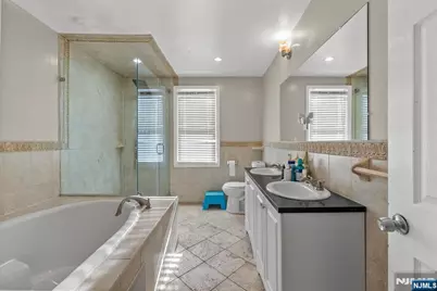 38-40 Nairn Place, Newark, NJ 07108 - Photo 19