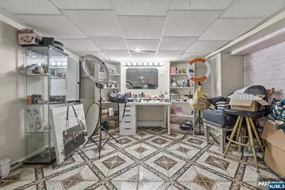 38-40 Nairn Place, Newark, NJ 07108 - Photo 25