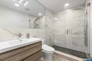 504 Undercliff Ave, Edgewater, NJ 07020 - Photo 37