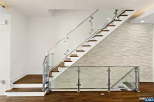 504 Undercliff Ave, Edgewater, NJ 07020 - Photo 11