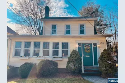 81 Vreeland Avenue, Midland Park, NJ 07432 - Photo 1