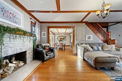 81 Vreeland Avenue, Midland Park, NJ 07432 - Photo 5