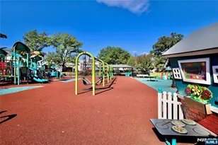 198 Glenwood Ave, Bloomfield, NJ 07003 - Photo 15