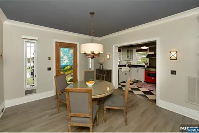 429 Sterling Place, Ridgewood, NJ 07450 - Photo 5