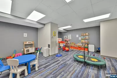 2200 Central Road 3U #3U, Fort Lee, NJ 07024 - Photo 37