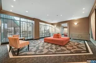 2200 Central Road 3U, Fort Lee, NJ 07024 - Photo 5