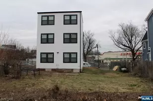 10 Bruen Ave, Irvington, NJ 07111 - Photo 3