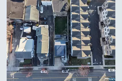 644 Valley Brook Avenue, Lyndhurst Township, NJ 07071 - Photo 33