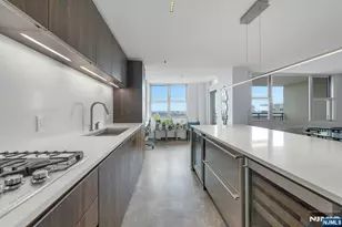 2200 N Central 15G, Fort Lee, NJ 07024 - Photo 15