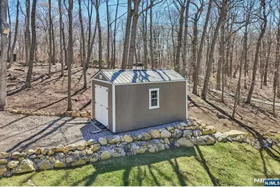 172 Miller Road, Kinnelon, NJ 07405 - Photo 45