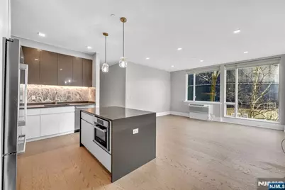 7101 River Road 202B #202B, North Bergen, NJ 07047 - Photo 5