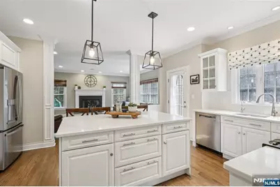 191 Hillside Avenue, Wyckoff Township, NJ 07481 - Photo 7