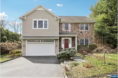 191 Hillside Avenue, Wyckoff Township, NJ 07481 - Photo 1