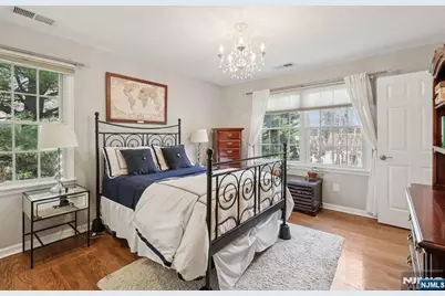 191 Hillside Avenue, Wyckoff Township, NJ 07481 - Photo 17