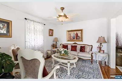 7-13 Henderson Boulevard, Fair Lawn, NJ 07410 - Photo 3