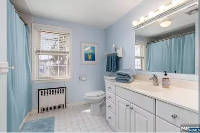 618 3rd Avenue, Lyndhurst Township, NJ 07071 - Photo 19