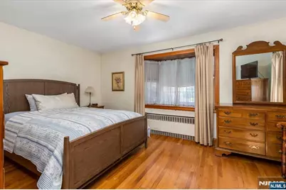 618 3rd Avenue, Lyndhurst Township, NJ 07071 - Photo 17