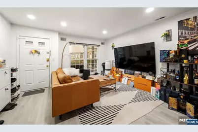 1420 Westgate Drive 8109 #8109, Fort Lee, NJ 07024 - Photo 3