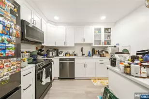 1420 Westgate Dr 8109, Fort Lee, NJ 07024 - Photo 7