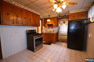 10 Lake Ave, Clifton, NJ 07011 - Photo 15