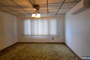 10 Lake Ave, Clifton, NJ 07011 - Photo 17