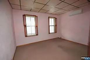 10 Lake Ave, Clifton, NJ 07011 - Photo 7