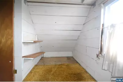 10 Lake Avenue, Clifton, NJ 07011 - Photo 25