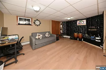 41 Demott Avenue, Clifton, NJ 07011 - Photo 29