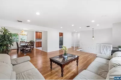 41-03 Ackerman Drive, Fair Lawn, NJ 07410 - Photo 7