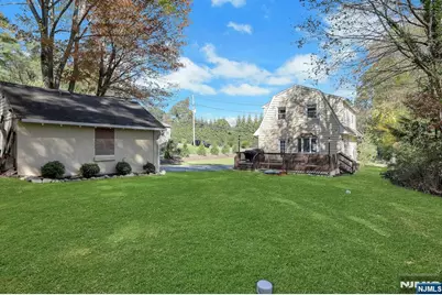 172 Yawpo Avenue, Oakland, NJ 07436 - Photo 41