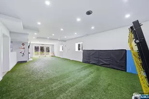 55 Oxford Dr, Tenafly, NJ 07670 - Photo 33