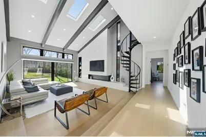 55 Oxford Drive, Tenafly, NJ 07670 - Photo 3