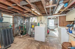 40 Kingsland Rd, West Milford, NJ 07421 - Photo 5