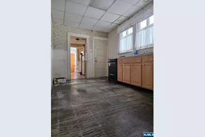 58 Sunset Avenue, North Arlington, NJ 07031 - Photo 15