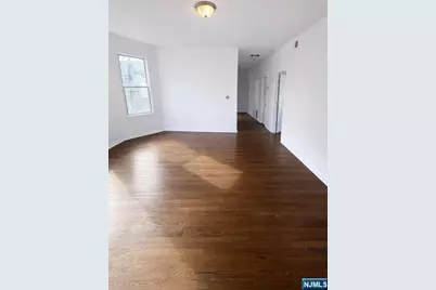 81-85 Columbia Avenue 2 #2, Newark, NJ 07106 - Photo 9