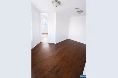 81-85 Columbia Avenue 2 #2, Newark, NJ 07106 - Photo 7