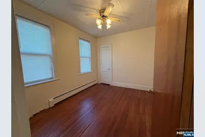 34 Feronia Way, Rutherford, NJ 07070 - Photo 15