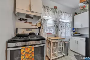 10 Irving Pl, Garfield, NJ 07026 - Photo 27