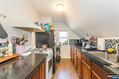 530 Up Mountain Avenue, Montclair, NJ 07043 - Photo 33