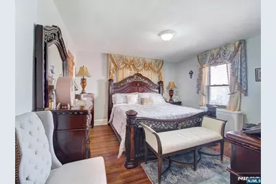 569 Monroe Place, Ridgefield, NJ 07657 - Photo 17