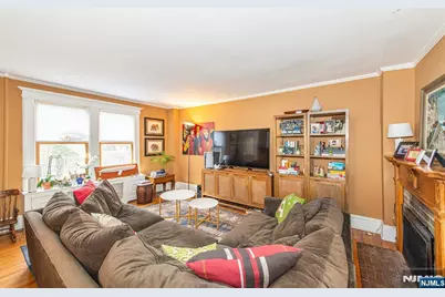 530 Up Mountain Avenue, Montclair, NJ 07043 - Photo 11