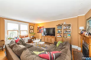 530 Up Mountain Ave, Montclair, NJ 07043 - Photo 11