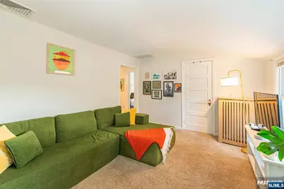 530 Up Mountain Avenue, Montclair, NJ 07043 - Photo 29