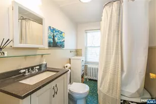 530 Up Mountain Ave, Montclair, NJ 07043 - Photo 35