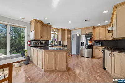 7 Royal Park Terrace, Hillsdale, NJ 07642 - Photo 13