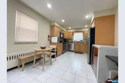 218 11th Street 1 Floor #1 Floor, Palisades Park, NJ 07650 - Photo 5