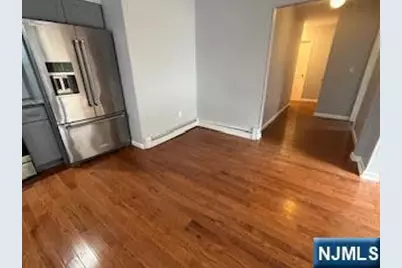 242 Commercial Avenue 1st Floor #1st floor, Palisades Park, NJ 07650 - Photo 5