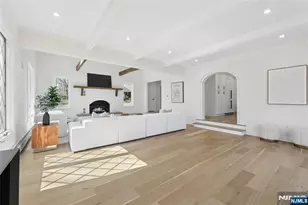 708 Windswept Ln, Franklin Lakes, NJ 07417 - Photo 9