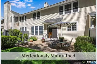 608 Fieldstone Terrace, Wyckoff Township, NJ 07481 - Photo 7